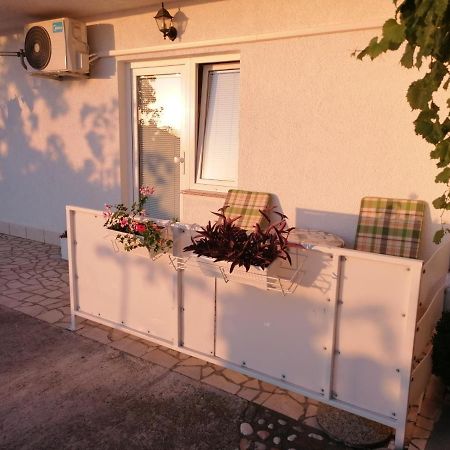Guest House Pamela Senj  Dış mekan fotoğraf