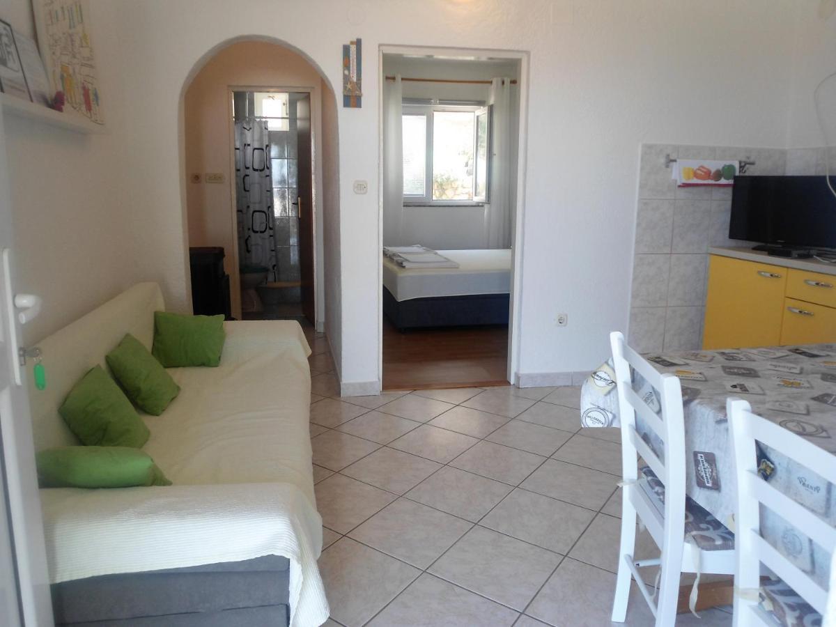 Guest House Pamela Senj  Dış mekan fotoğraf