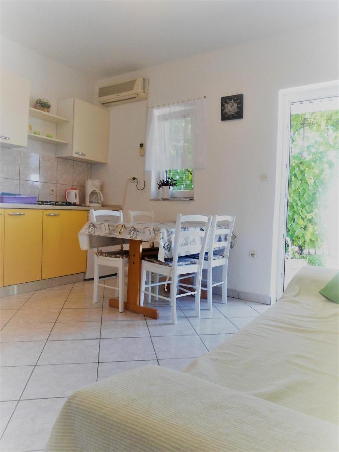 Guest House Pamela Senj  Dış mekan fotoğraf