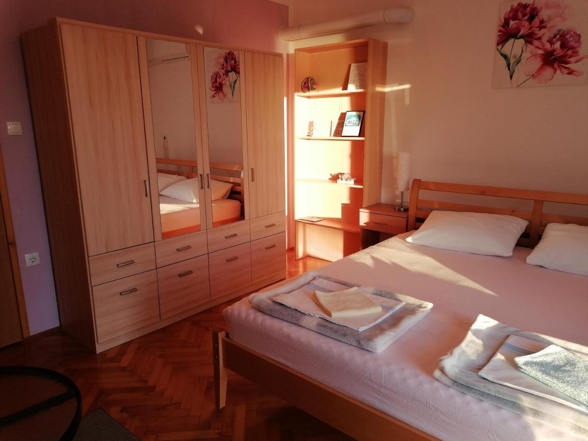 Guest House Pamela Senj  Dış mekan fotoğraf