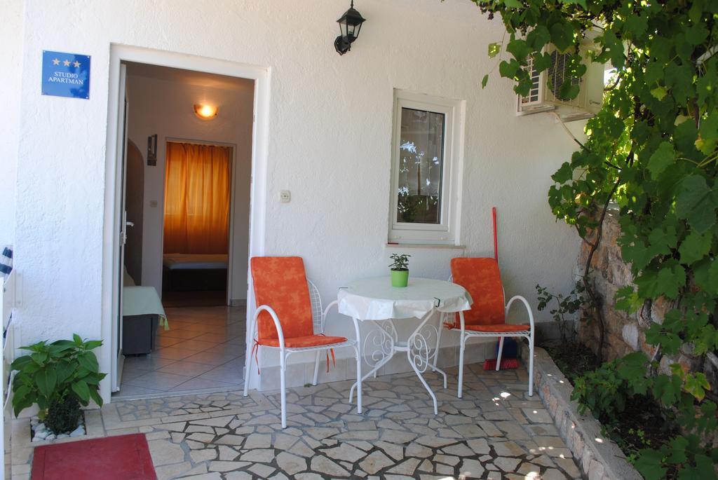 Guest House Pamela Senj  Dış mekan fotoğraf